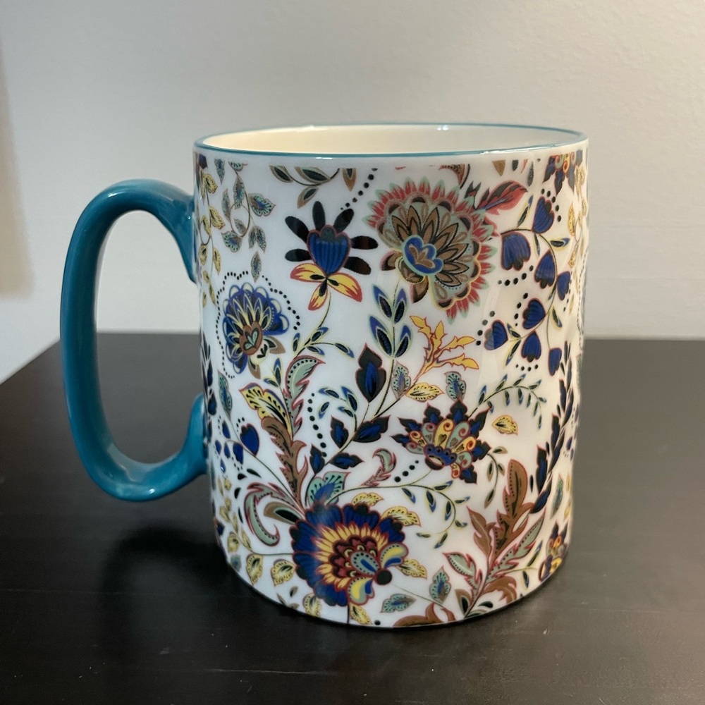 10 Strawberry Street Floral Mug